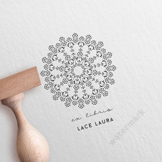 Lace Laura könyvpecsétje